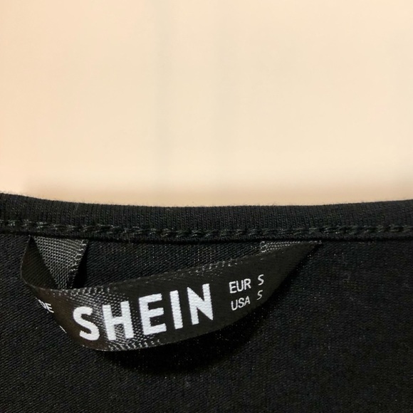 Shein Top with Adjustable Strings - Picture 3 of 3